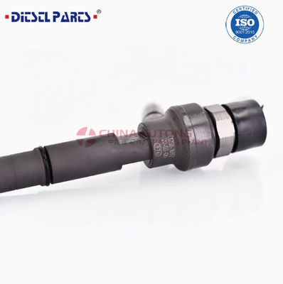 Common Rail Fuel Injector 0 445 110 141   for  Nissan Vauxhall 2.5