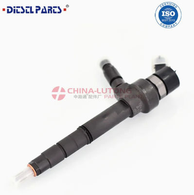 Common Rail Fuel Injector 0 445 110 141   for  Nissan Vauxhall 2.5
