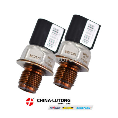 Common Rail Fuel Injector Nozzle DLLA140P1377  for  injector 0445120036 504047895